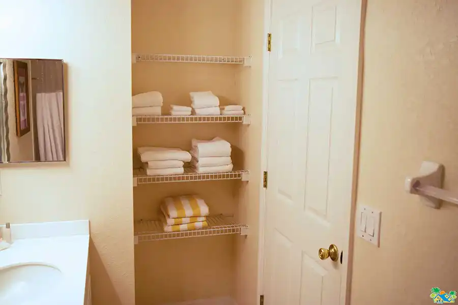 Master ensuite towel storage are